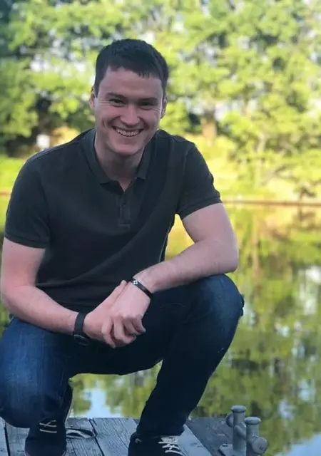 Сергей из Смоленска, мне 42, познакомлюсь для приятного времяпровождения