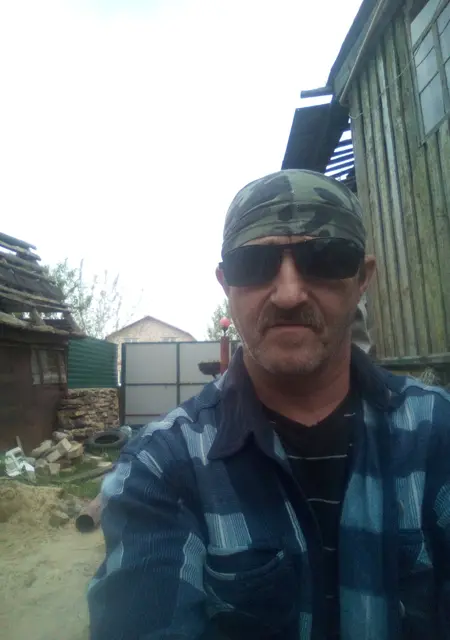 Я Саша, 54, из Ельца, ищу знакомство для постоянных отношений