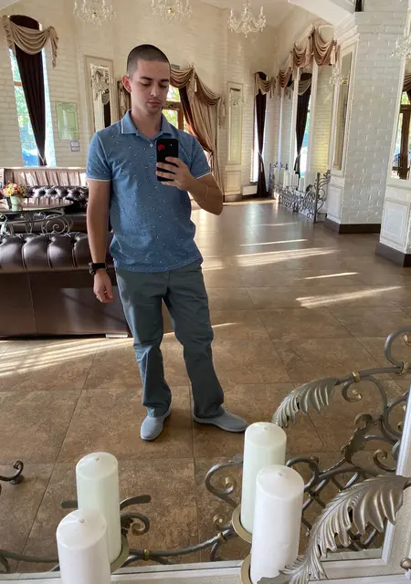 Данила из Нефтеюганска, ищу на сайте знакомства на одну ночь