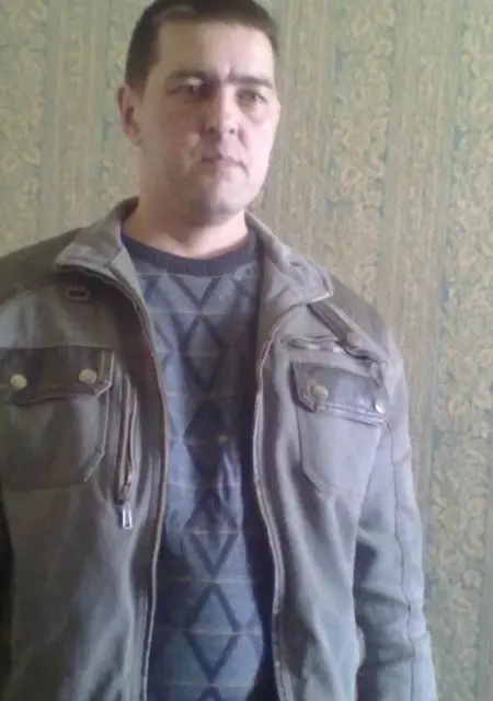 Роман из Иванова, мне 52, познакомлюсь без обязательств