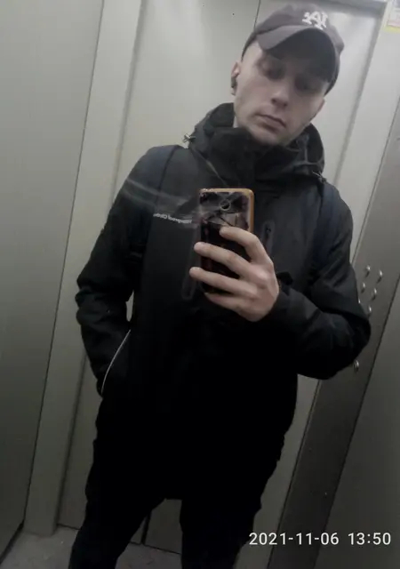 Илья из Павловского Посада, мне 31, познакомлюсь на одну ночь