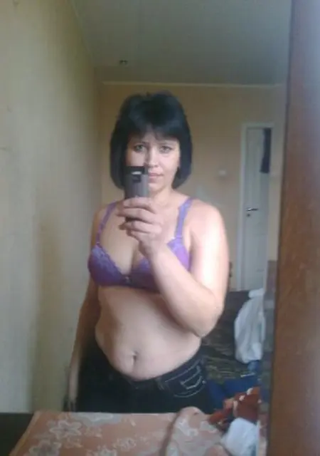 Я Arisha, 49, из Воронежа, ищу знакомства без обязательств