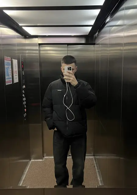 Я Никита, 19, из Улан-Удэ, ищу знакомства на одну ночь