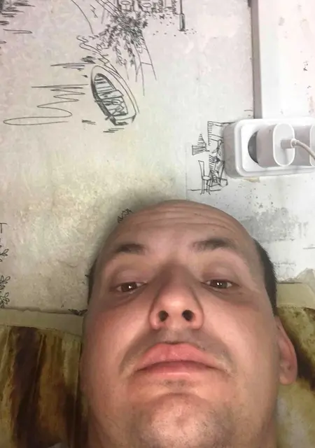 Я Миша, 35, из Багратионовска, ищу знакомства без обязательств