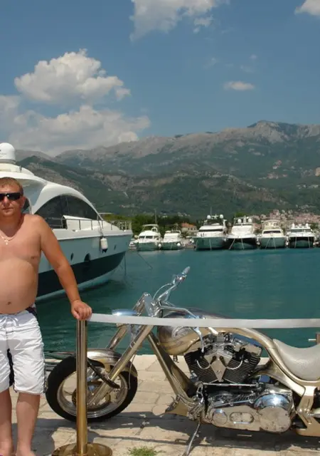 Николай из Калуги, ищу на сайте знакомства на одну ночь