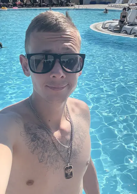 Я Максим, 29, знакомлюсь без обязательств в Тольятти