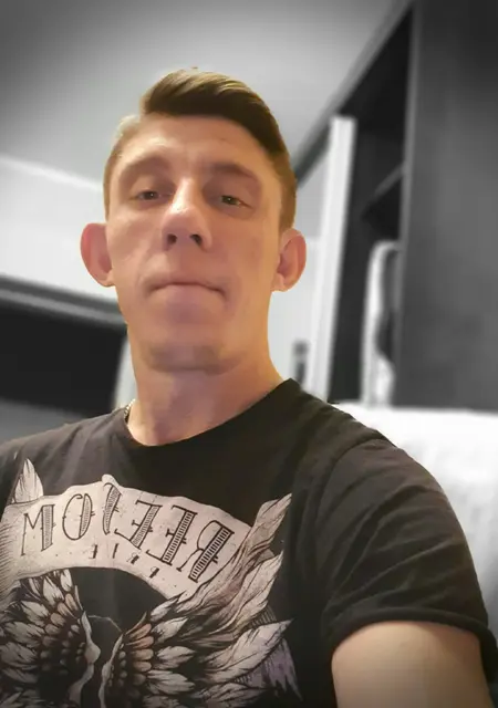 Дмитрий из Домодедова, мне 25, познакомлюсь без обязательств