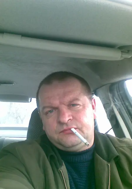 Я Андрей, 60, знакомлюсь без обязательств в Новосибирске