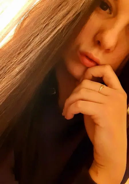 Я Алёна, 25, знакомлюсь для приятного времяпровождения в Екатеринбурге