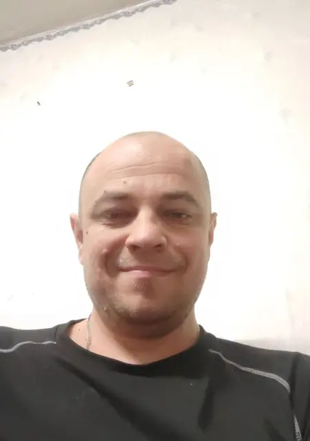 Степан из Воронежа, ищу на сайте знакомства без обязательств