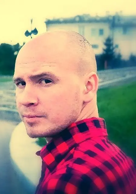 Константин из Новокуйбышевска, ищу на сайте знакомства на одну ночь