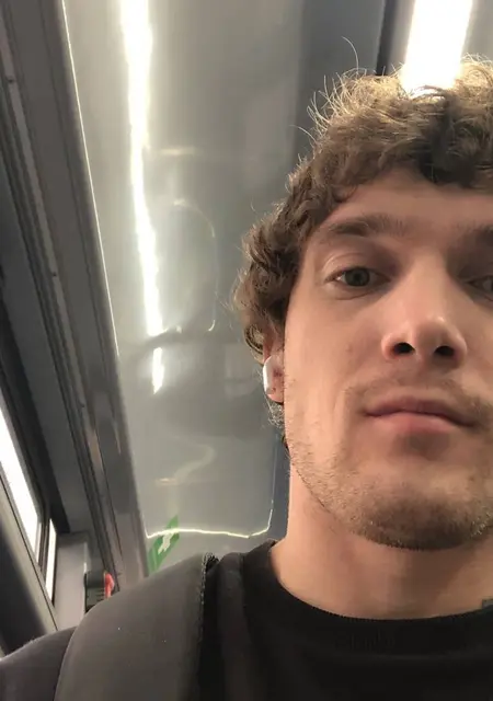 Я Максим, 30, из Москвы, ищу знакомство для открытые отношения