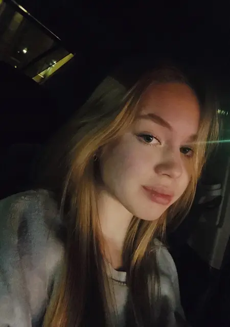 Julia из Кирова, мне 19, познакомлюсь для открытые отношения