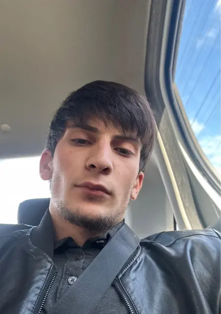 Tommy из Махачкалы, ищу на сайте знакомства на одну ночь