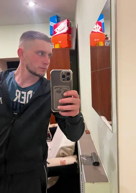 Я Дмитрий, 28, из Невинномысска, ищу знакомство для постоянных отношений