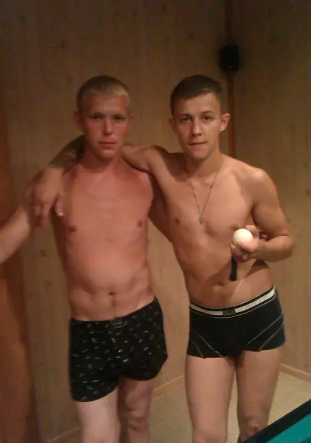 Ilia из Богдановича, ищу на сайте знакомства на одну ночь