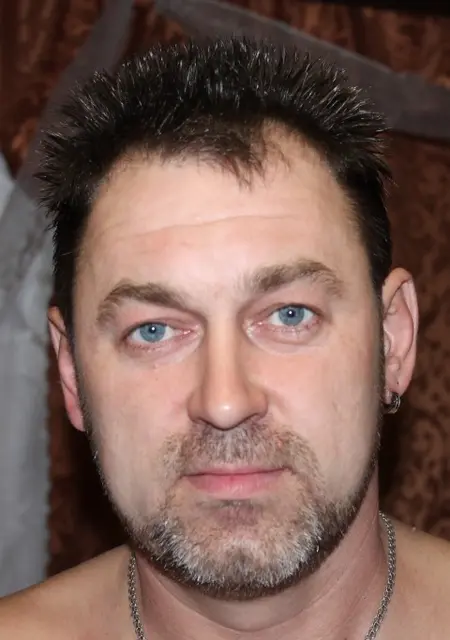 Андрей из Хвалынска, ищу на сайте знакомства без обязательств