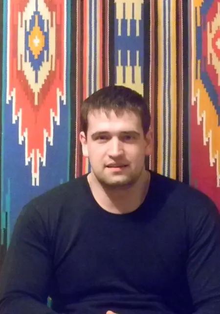 Александр из Владимира, мне 43, познакомлюсь на одну ночь