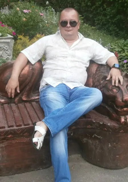 Я Денис, 45, из Саранска, ищу знакомство для постоянных отношений