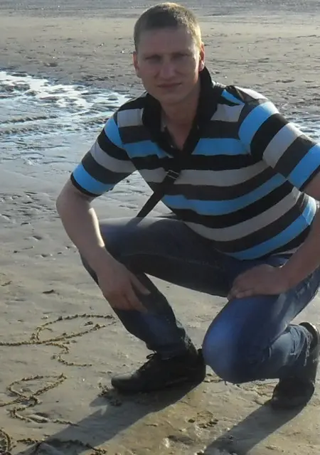 Я Maxwell, 41, знакомлюсь на одну ночь в Северодвинске