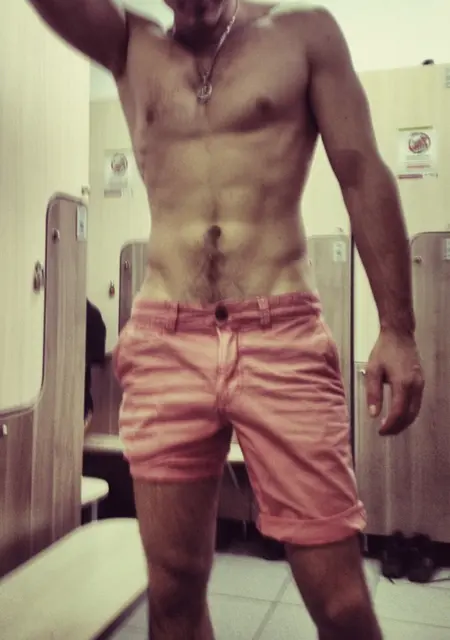 Михаил из Ейска, ищу на сайте знакомства на одну ночь