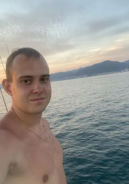 Егор из Иванова, ищу на сайте знакомства на одну ночь