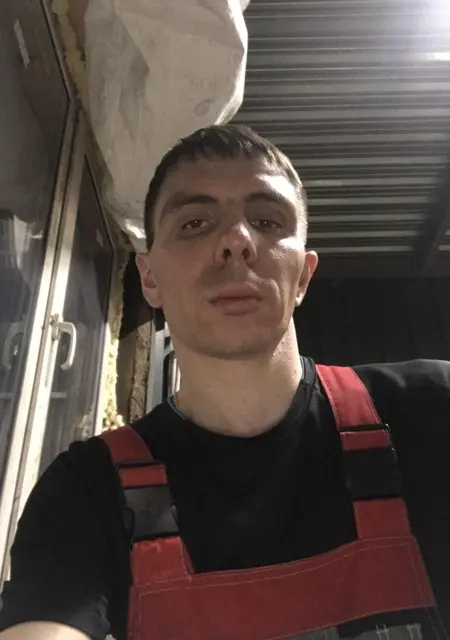 Сандро из Ангарска, мне 34, познакомлюсь на одну ночь