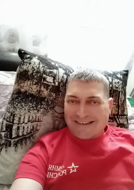 Я Андрей, 51, из Ярославля, ищу знакомства без обязательств