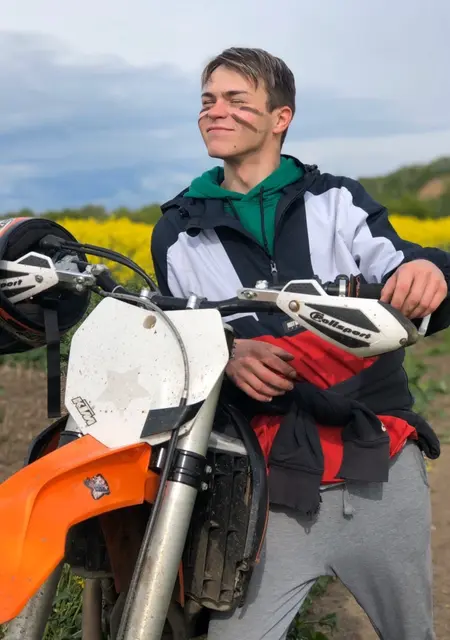 Я Jordan, 24, из Коломны, ищу знакомства без обязательств