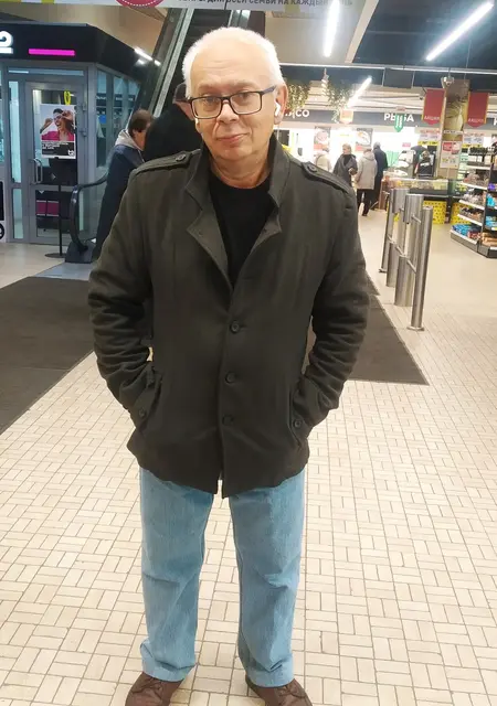 Я Игорь, 59, из Санкт-Петербурга, ищу знакомство для постоянных отношений