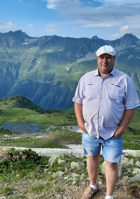 Я Дмитрий, 47, из Брянска, ищу знакомства без обязательств