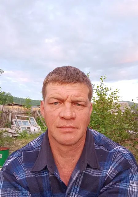 Сергей из Дальнегорска, ищу на сайте знакомства на одну ночь