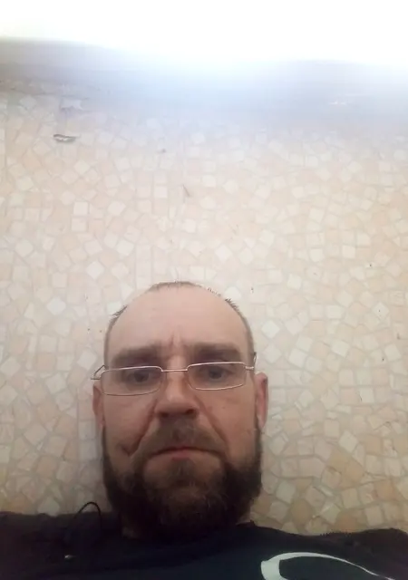 Я Вова, 51, из Омска, ищу знакомство для дружбы