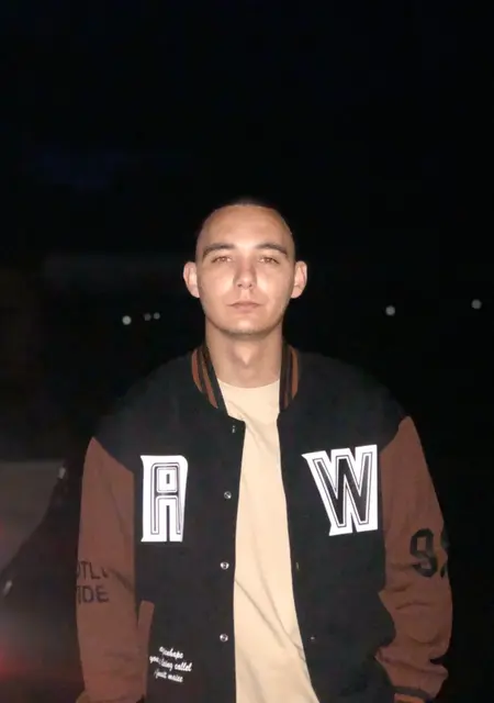 Я Марк, 24, из Альметьевска, ищу знакомство для дружбы