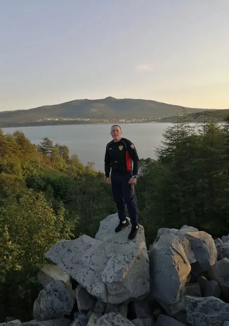 Я Виктор, 28, знакомлюсь для вирта в Магадане