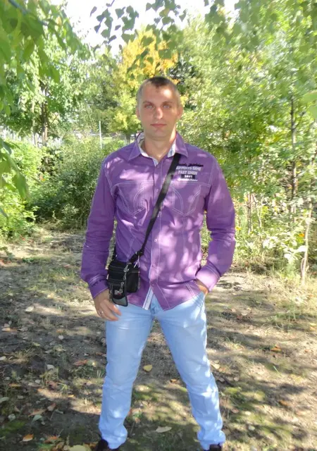 Я Евгений, 44, из Брянска, ищу знакомства без обязательств