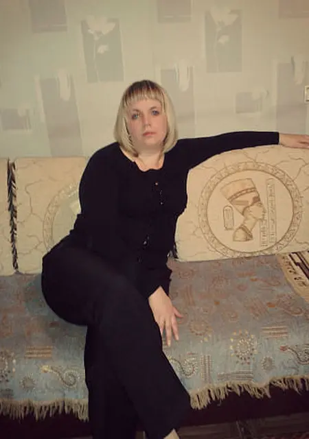 Елена из Самары, мне 47, познакомлюсь для постоянных отношений