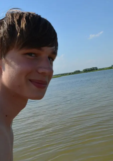 Я Лёха, 30, знакомлюсь для общения в Александрове