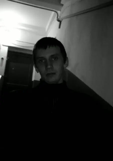 Я Дима, 32, из Полевского, ищу знакомство для постоянных отношений