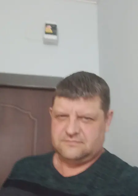 Aleks из Энгельса, мне 51, познакомлюсь на одну ночь