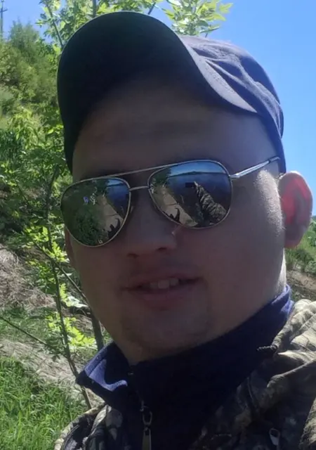 Алексей из Кирова, ищу на сайте знакомства на одну ночь
