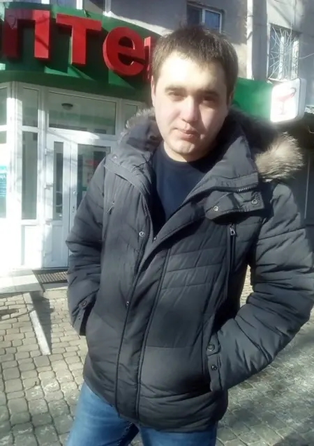 Влад из Мариуполя, ищу на сайте общение