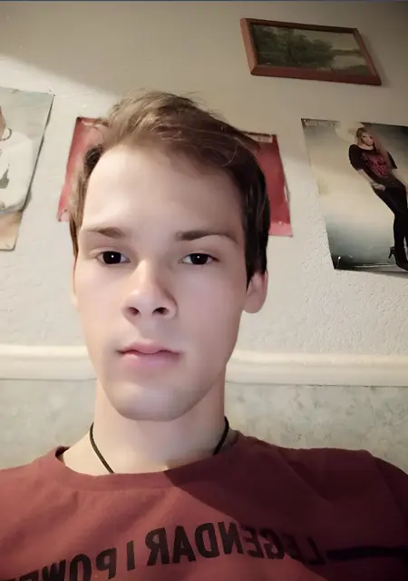 Я Иван, 28, из Волжского, ищу знакомства на одну ночь