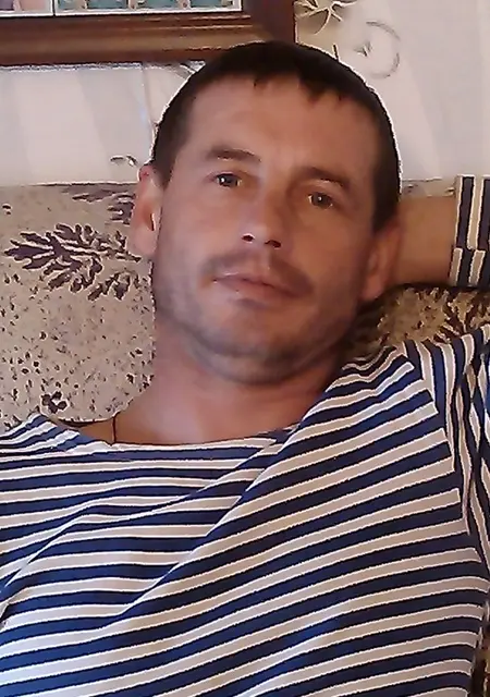 Viacheslav из Лесозаводска, ищу на сайте знакомства без обязательств