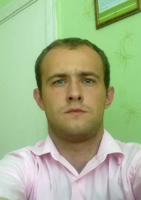 Я Дмитрий, 38, из Пинска, ищу знакомства без обязательств