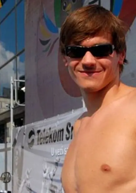 Александр из Междуреченска, ищу на сайте знакомства на одну ночь