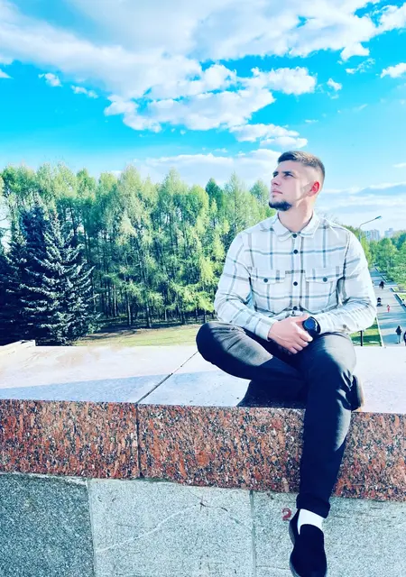 Сергей из Темрюка, ищу на сайте постоянные отношения