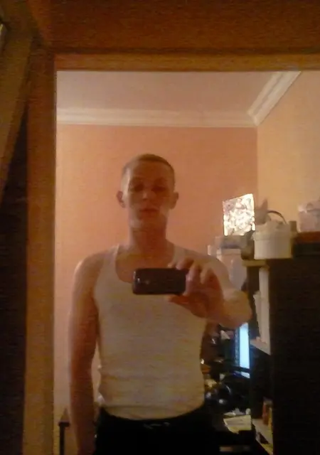 Я Максим, 43, из Магадана, ищу знакомства на одну ночь