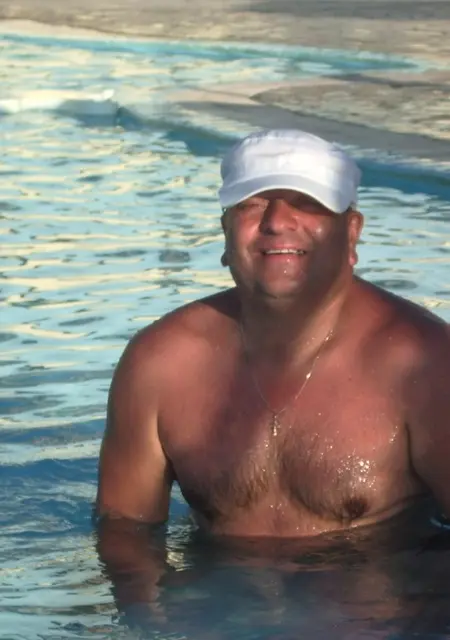 Я Bobrik, 55, из Выборга, ищу знакомство для вирта