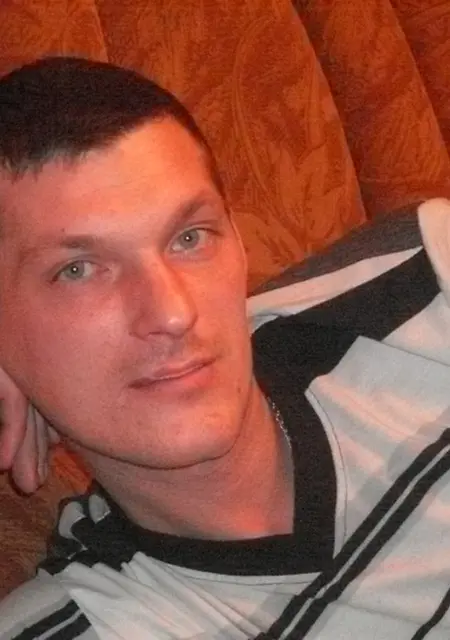 Руслан з Ровенек, мені 42 років, познайомлюсь без зобов'язань